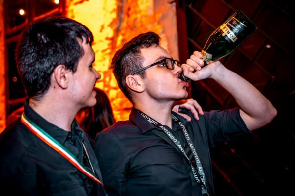 Original Pub Crawl Barcelona With 2 Hours Open Bar